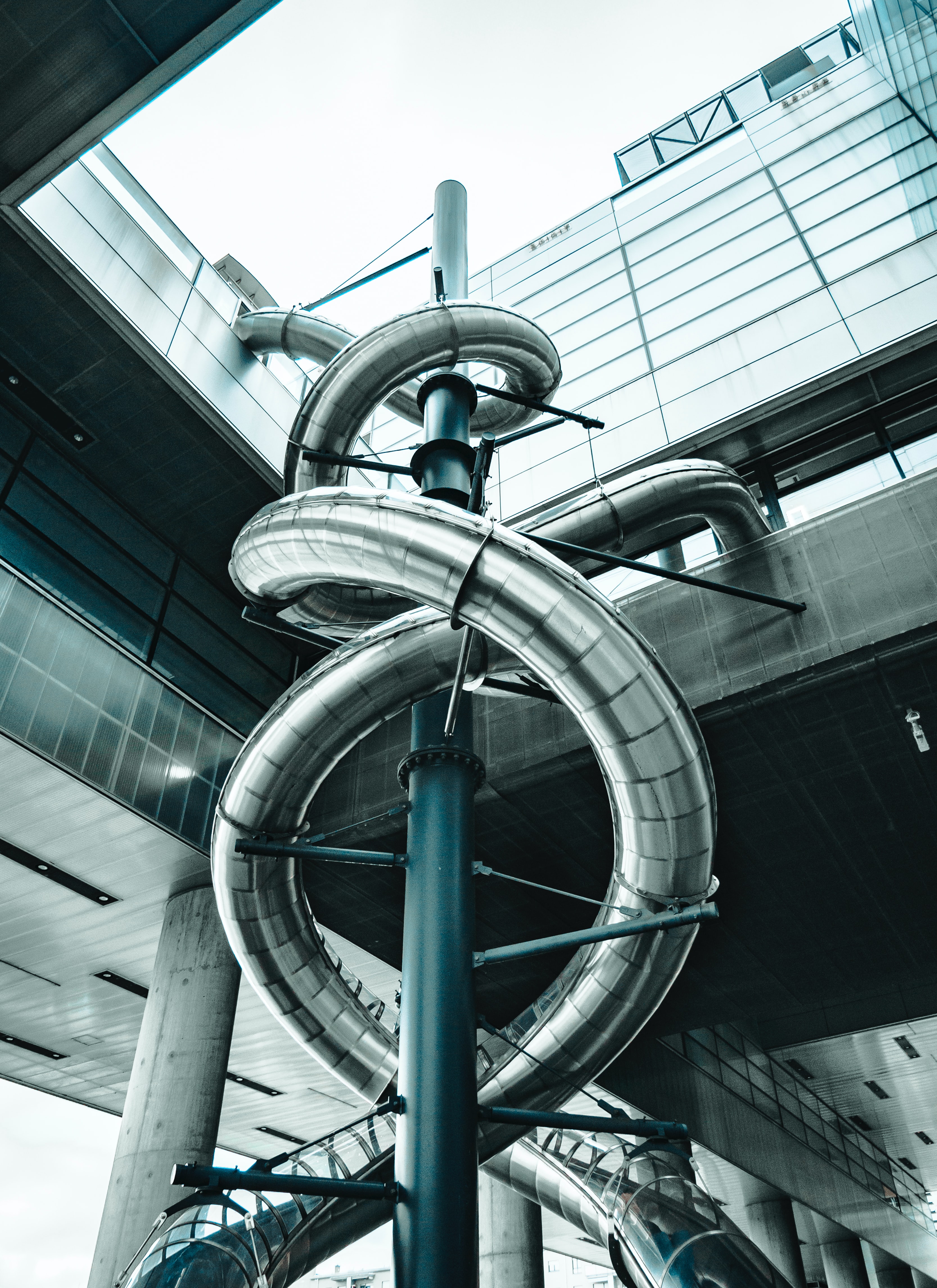 Curved stairs that look like pipelines